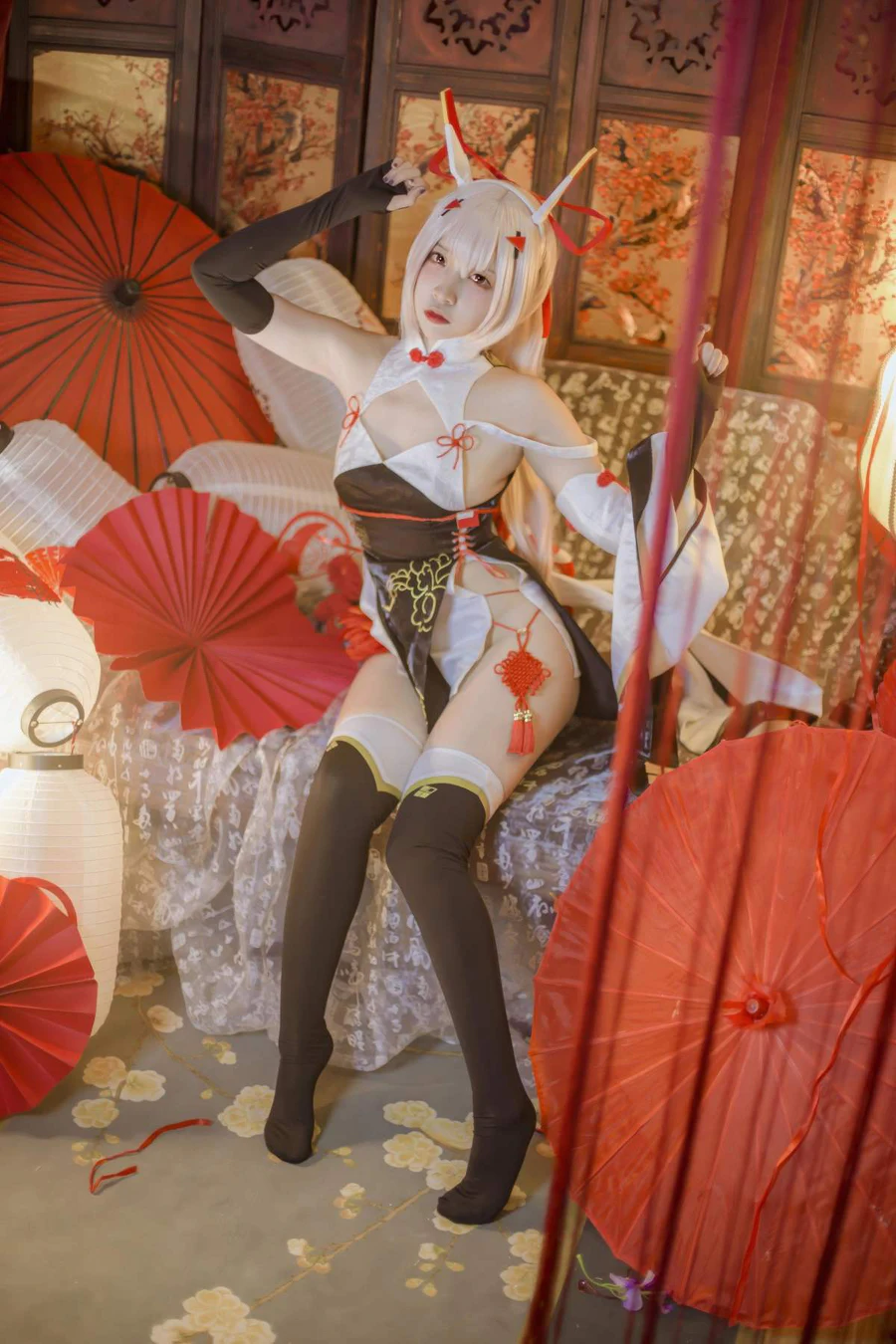 二佐Nisa – 碧蓝航线 绫波 新春旗袍 Cosplay-第1张