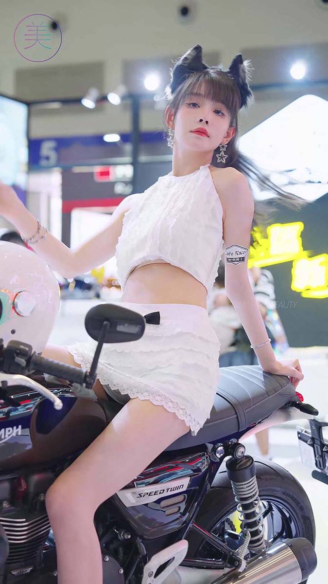 2024 重庆摩博会机车展 Racing Model LOOKBOOK 51 街拍-第1张