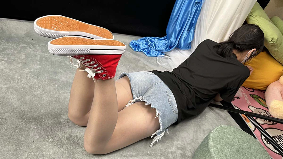 三禾摄影 NO.047 休闲短裤 肉丝 帆布鞋 三禾摄影-第1张