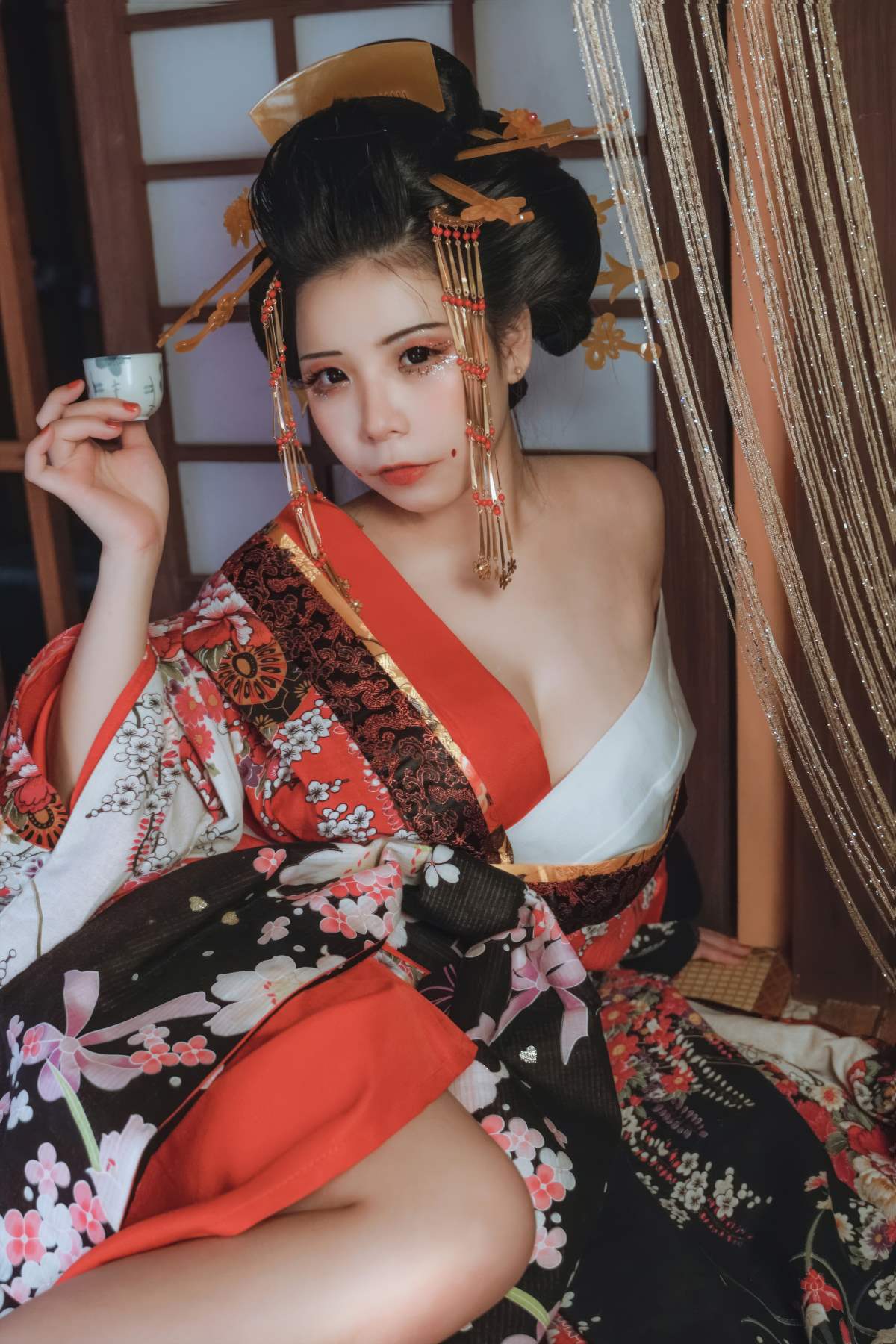 自闭颜球球(无颜小天使wy) – 花魁 Cosplay-第1张