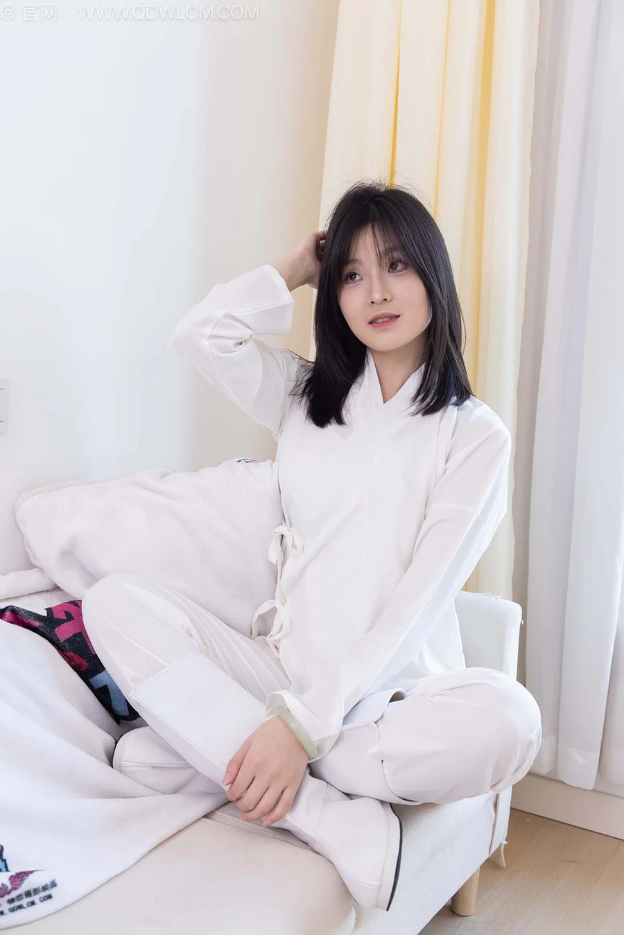 物恋传媒 NO.2551 青柠-古风长靴、薄肉丝 WLCM物恋传媒-第1张