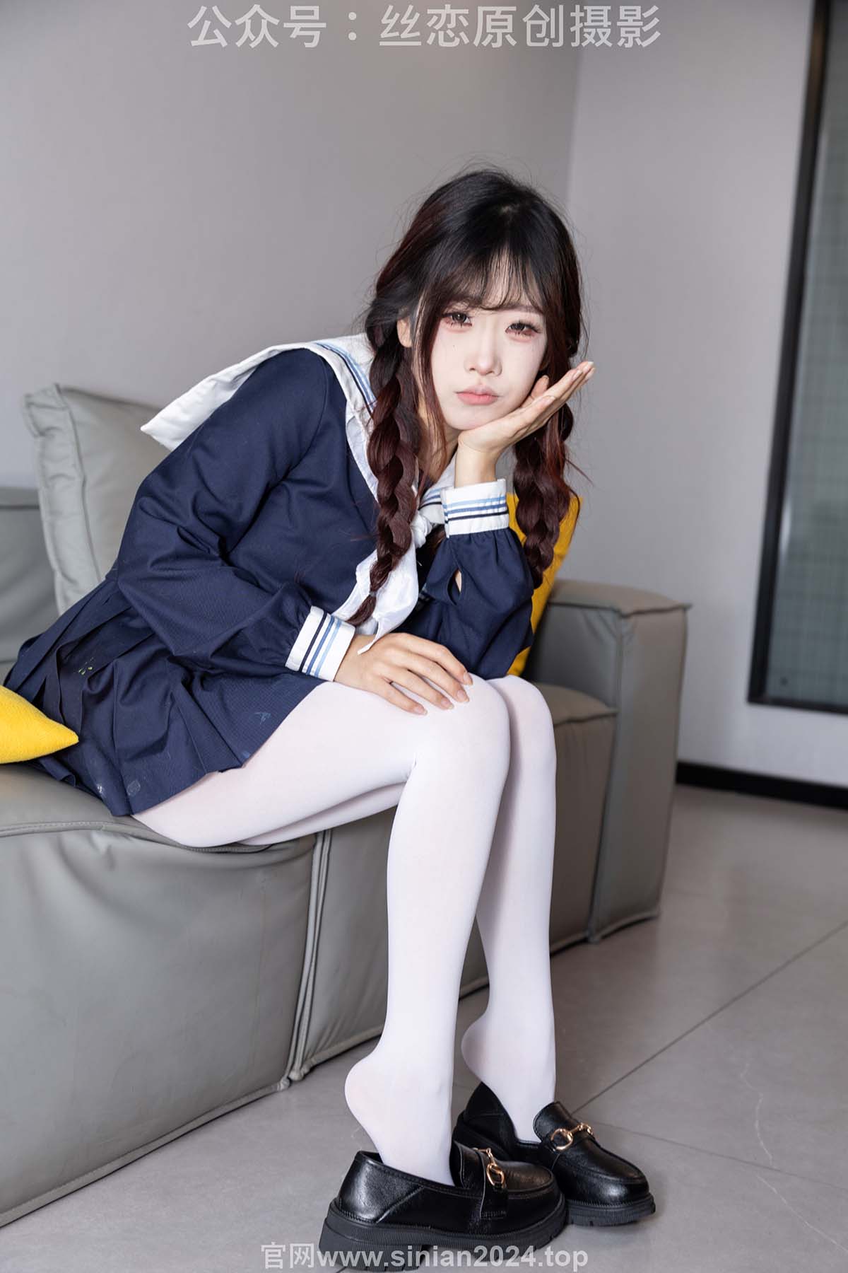 丝恋摄影 NO.001 小梦-乐福鞋 厚白丝 丝恋摄影-第1张