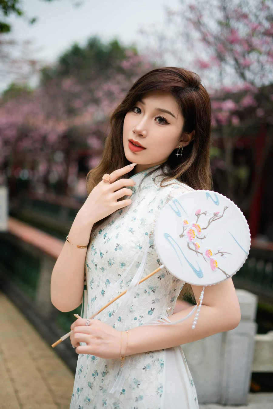 [YITUYU艺图语]2025.08.18 旗袍美女 辣鼻小新 YITUYU艺图语-第1张