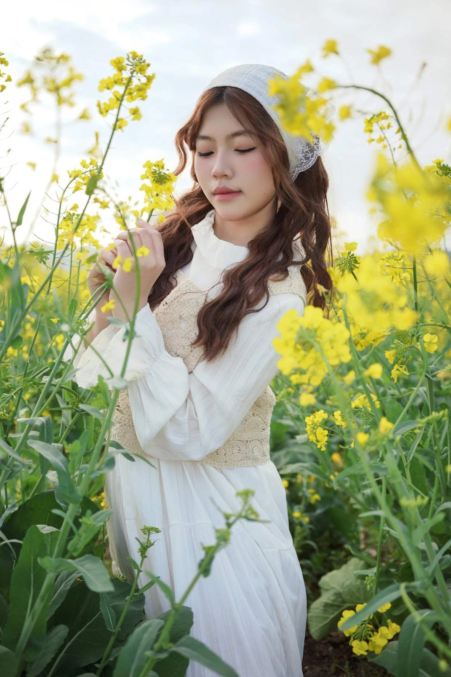 [YITUYU艺图语]2025.08.17 田园少女油菜花 静静已 YITUYU艺图语-第1张