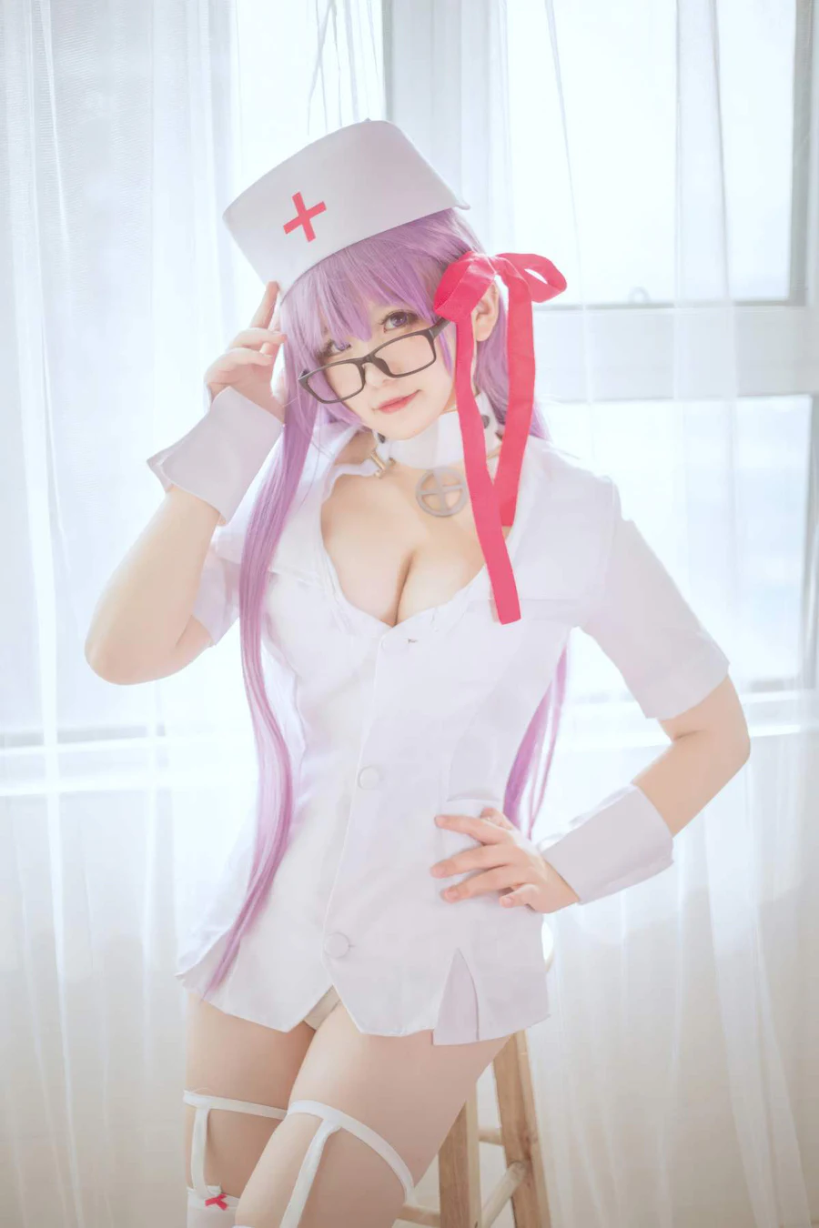 阿半今天很开心 – BB护士 Cosplay-第1张