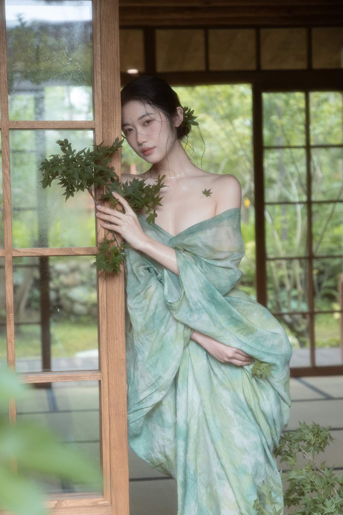 [YITUYU艺图语]2025.08.18 竹林、少女和新中式 费里妮妮 YITUYU艺图语-第1张