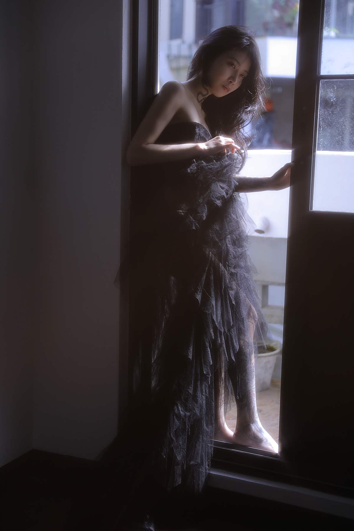 [YITUYU艺图语]2025.08.20 暗夜玫瑰 枢木 YITUYU艺图语-第1张