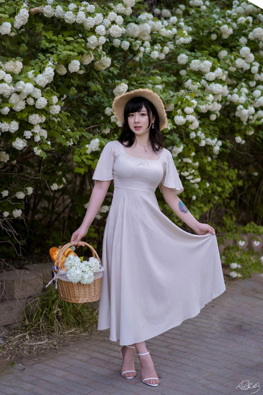 皮皮奶可可爱了啦 – 绣球花 Cosplay-第1张