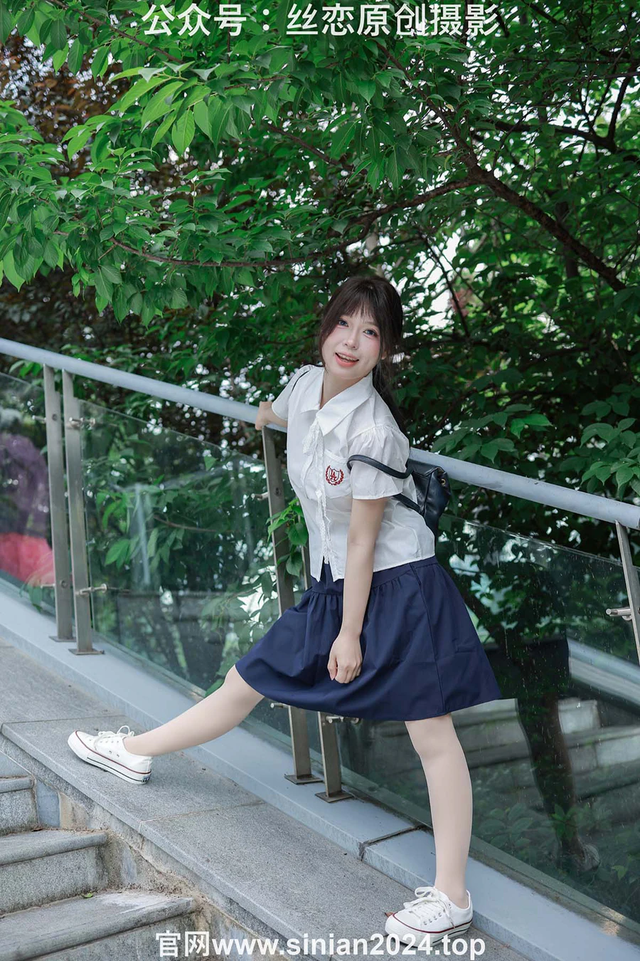 丝恋摄影 NO.016 泡芙-白色衬衫 jk短裙 肉色薄丝 白色帆布鞋 丝恋摄影-第1张