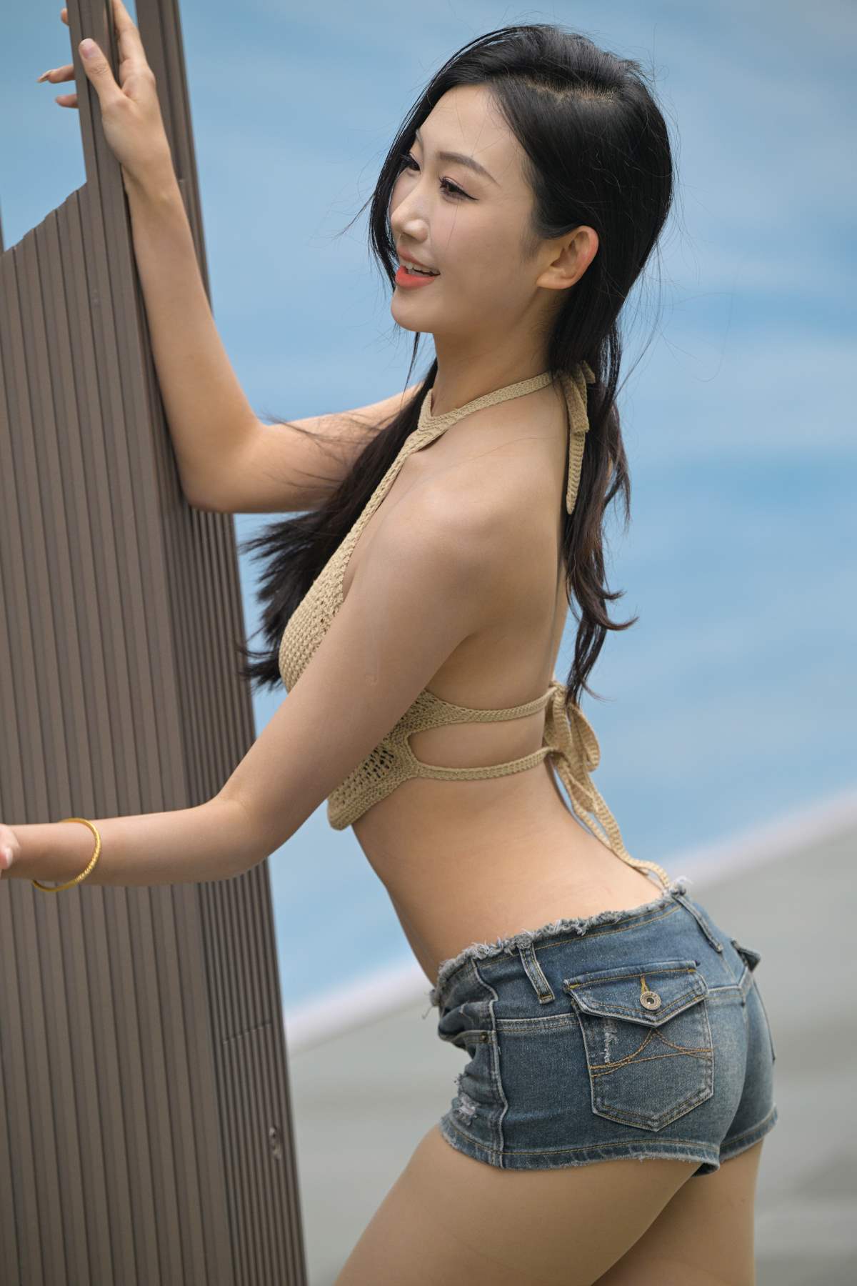 精选街拍作品 NO.5120 热裤丝袜小吊带 街拍-第1张