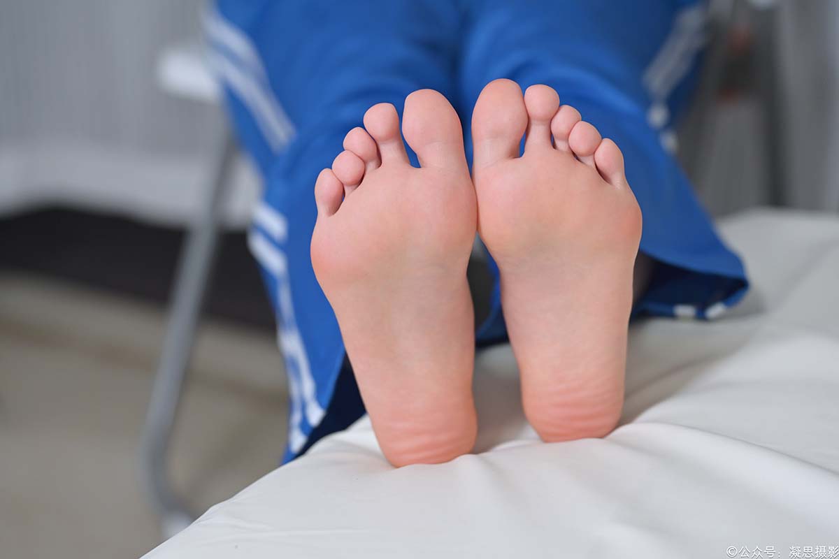 凝思摄影 NO.056 小慧-校服、短白袜、帆布鞋 凝思摄影-第2张