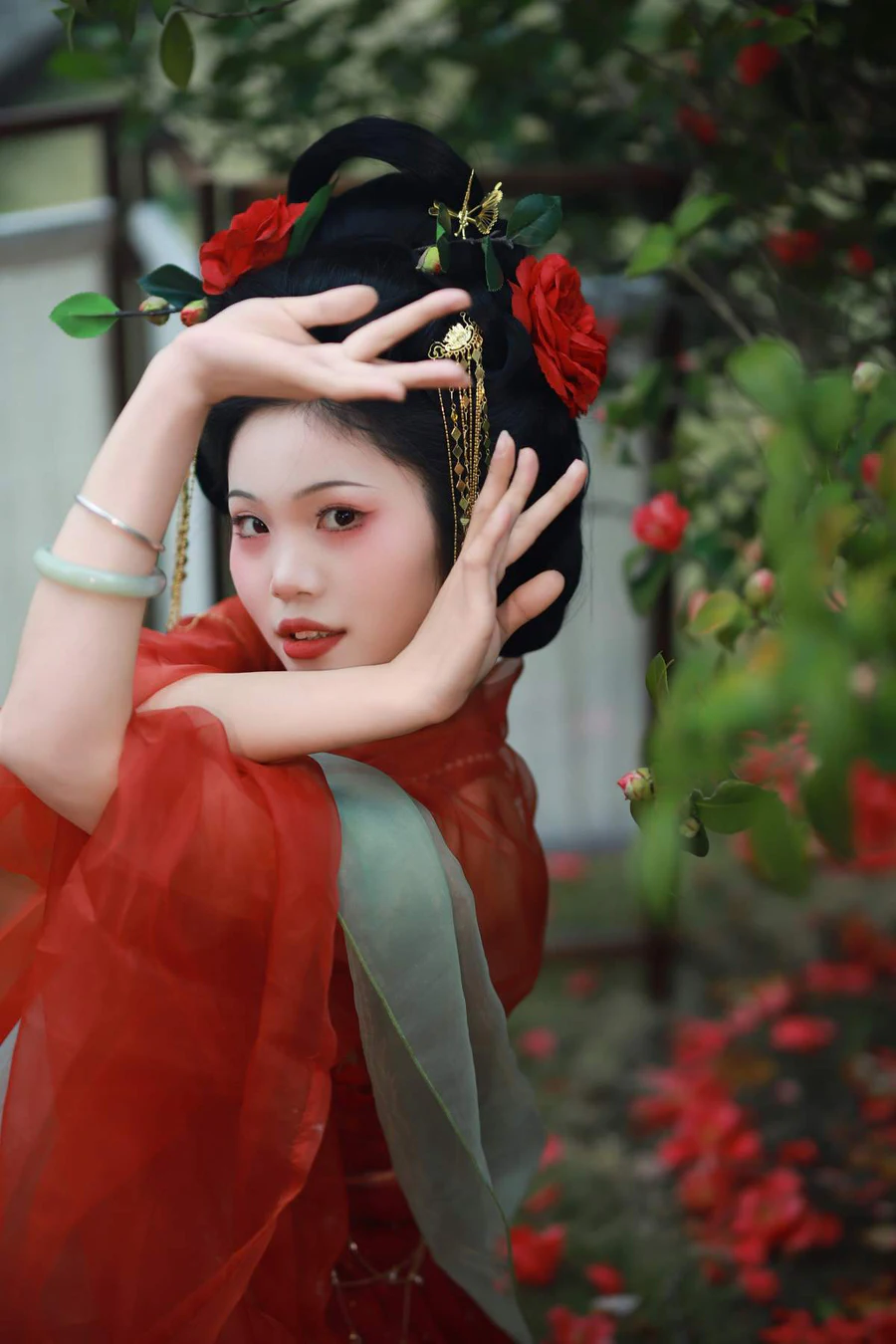 [YITUYU艺图语]2025.08.22 茶花与花魁 今天要去化妆玲 YITUYU艺图语-第1张