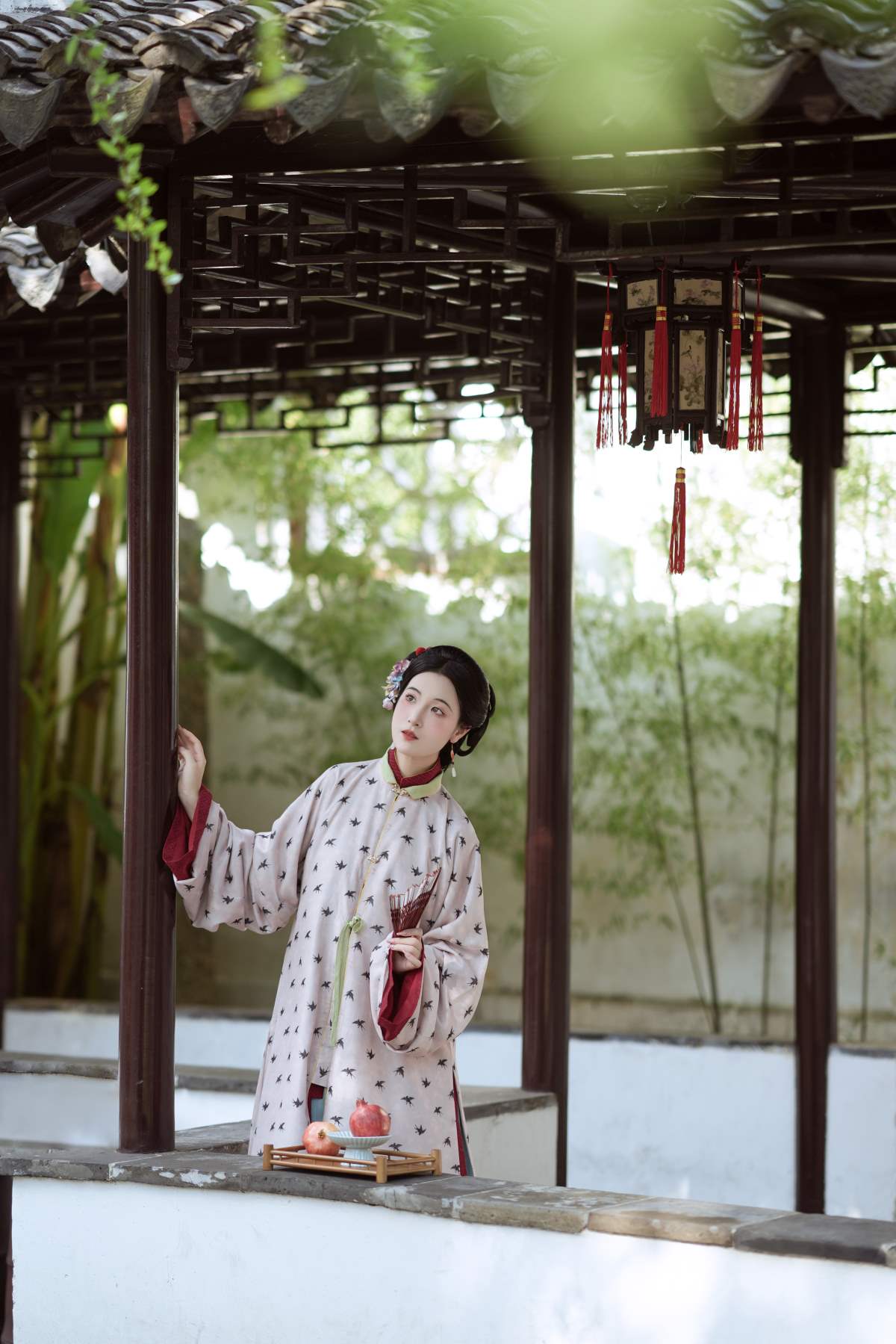 [YITUYU艺图语]2025.08.23 榴花开欲然 我是金儿呀 YITUYU艺图语-第1张