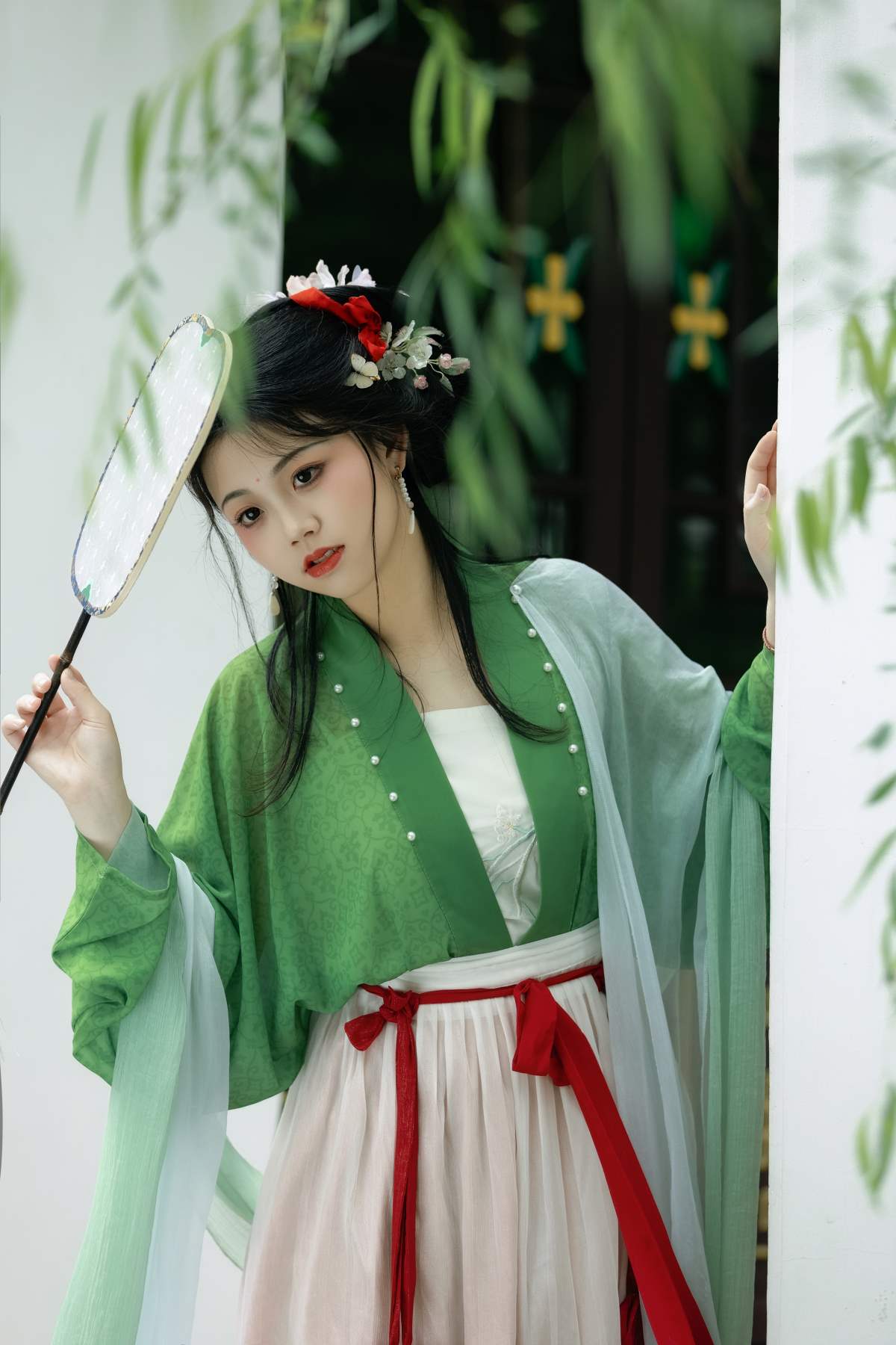 [YITUYU艺图语]2025.08.23 蕉叶潇潇 谨陬捌 YITUYU艺图语-第1张