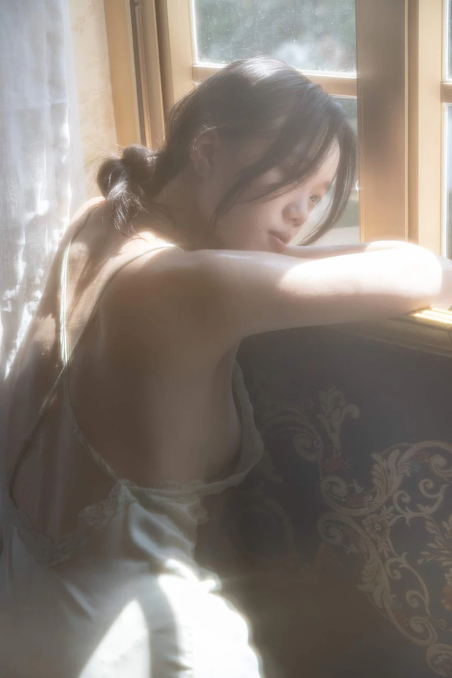 [YITUYU艺图语]2025.08.23 夏季结束前在老房子里的身体记录 解云花 YITUYU艺图语-第1张