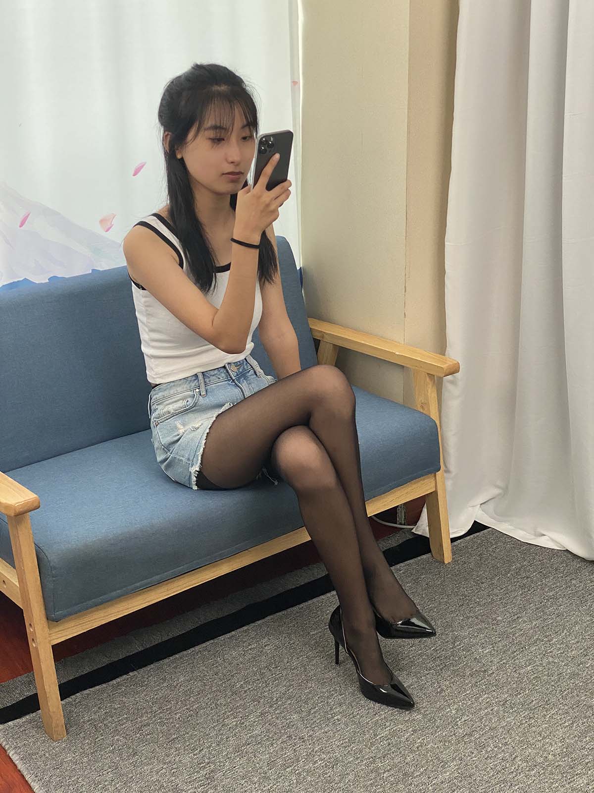 三禾摄影 NO.057 黑丝 高跟 牛仔短裤 三禾摄影-第1张