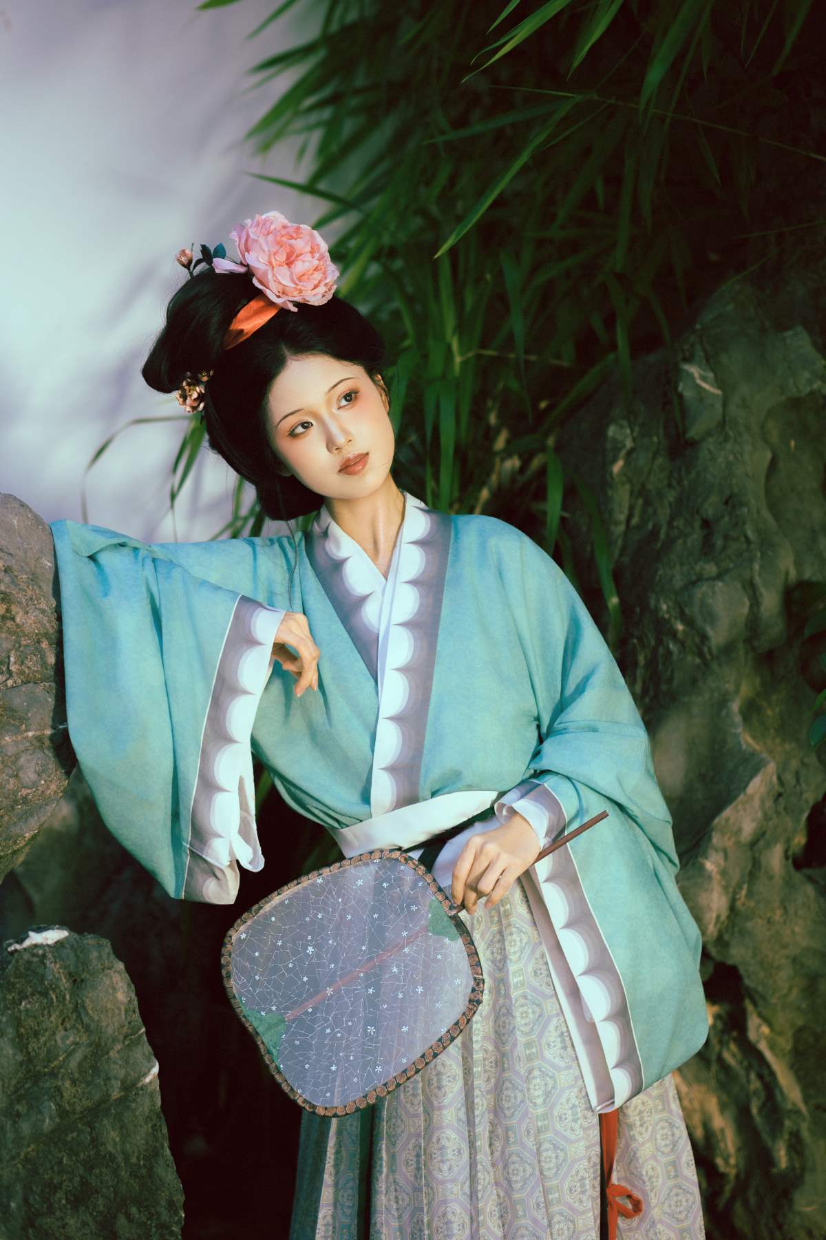 [YITUYU艺图语]2025.08.27 闲庭信步 闲余凡身 YITUYU艺图语-第1张