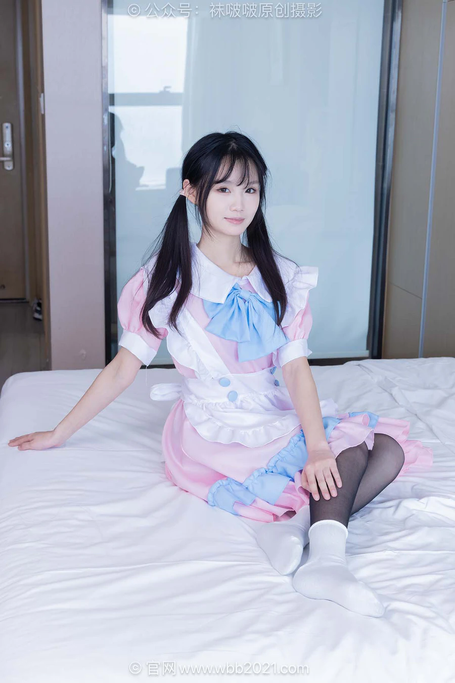 [BoBoSocks袜啵啵]NO.639 甜甜圈-皮鞋、两双白棉袜、薄黑丝、女仆装 BoBoSocks袜啵啵-第2张