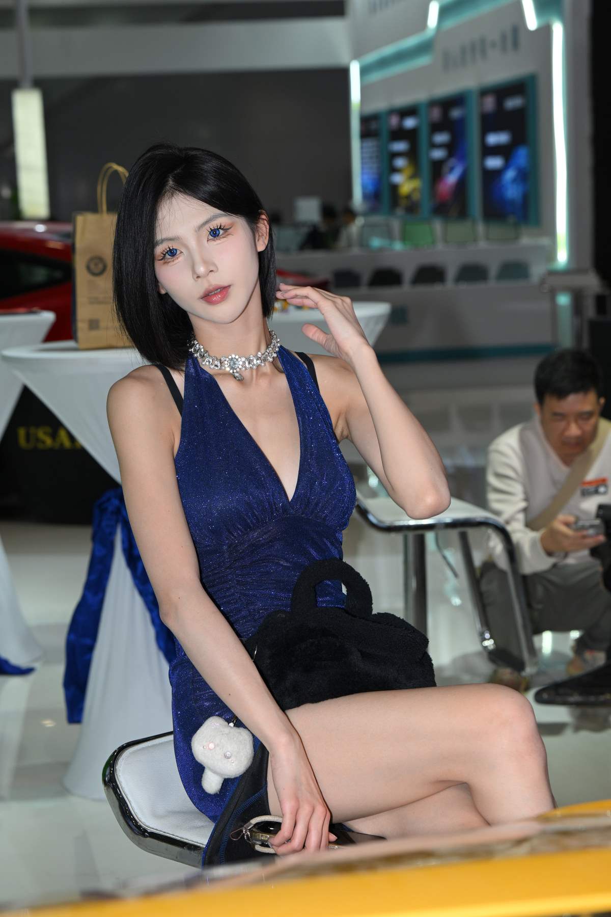 精选街拍作品 NO.5197 蓝色妩媚长裙 街拍-第1张