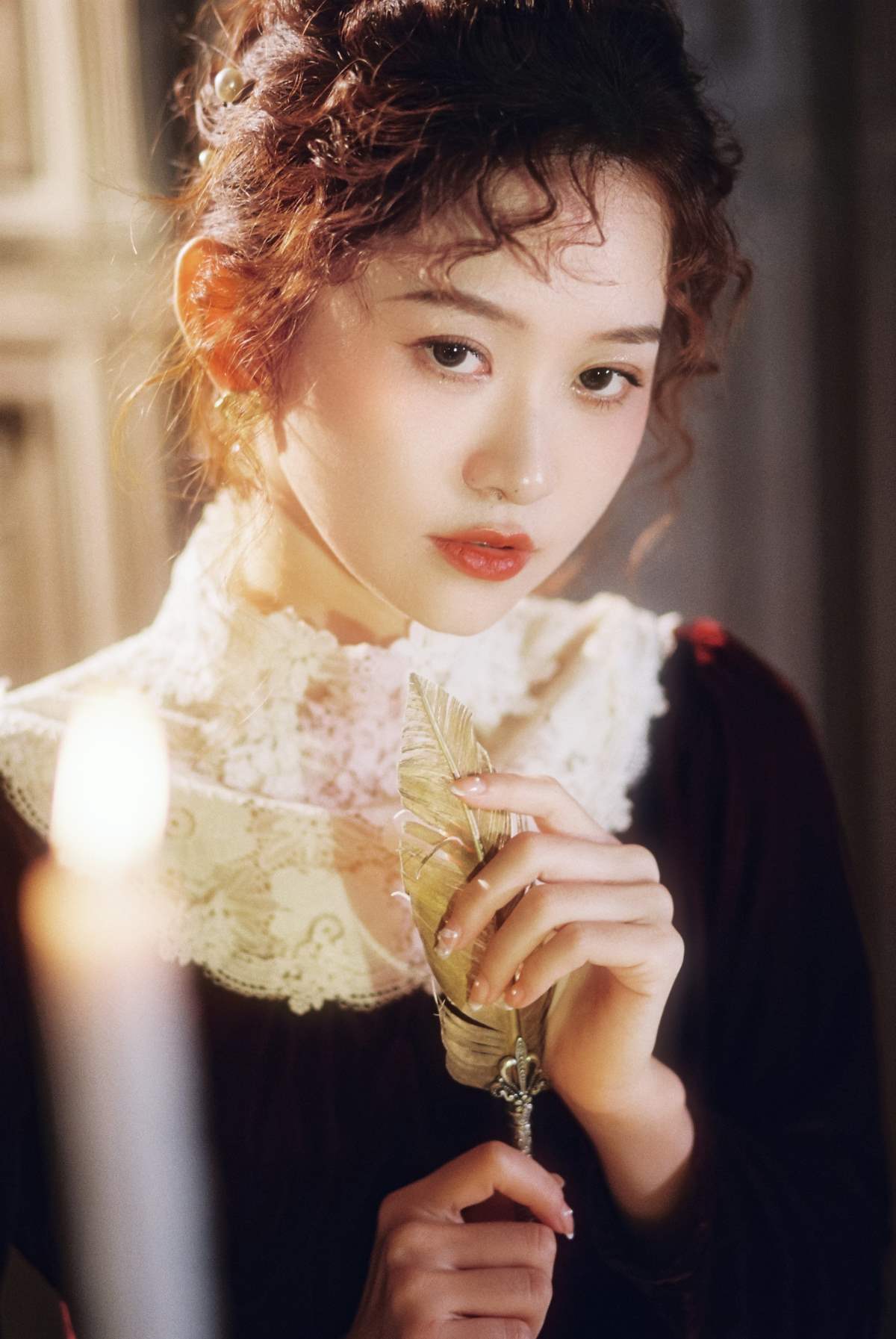 [YITUYU艺图语]2025.09.04 胶片下的油画少女 YITUYU艺图语-第1张