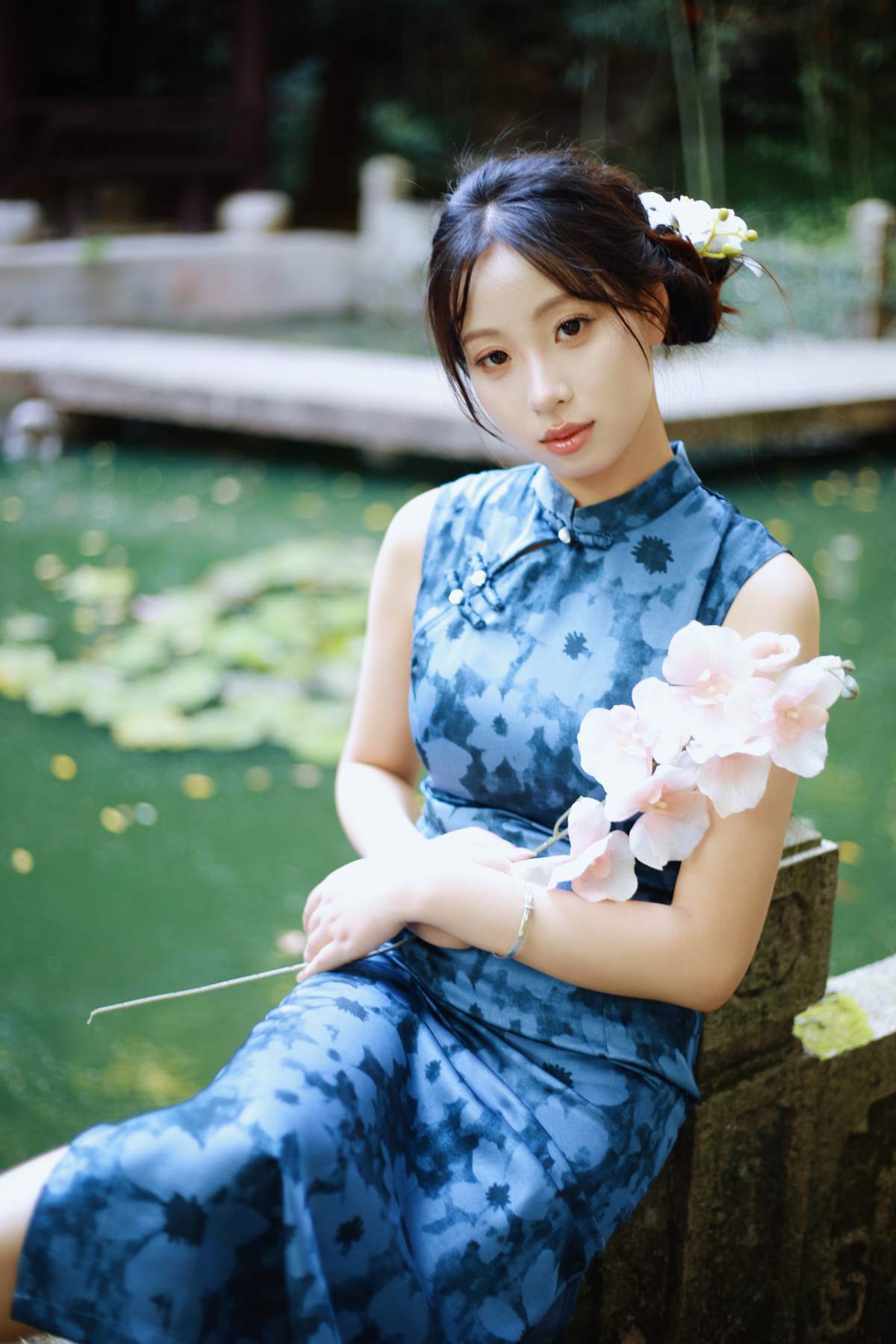 [YITUYU艺图语]2025.09.06 江南旗袍的柔美 小u YITUYU艺图语-第1张