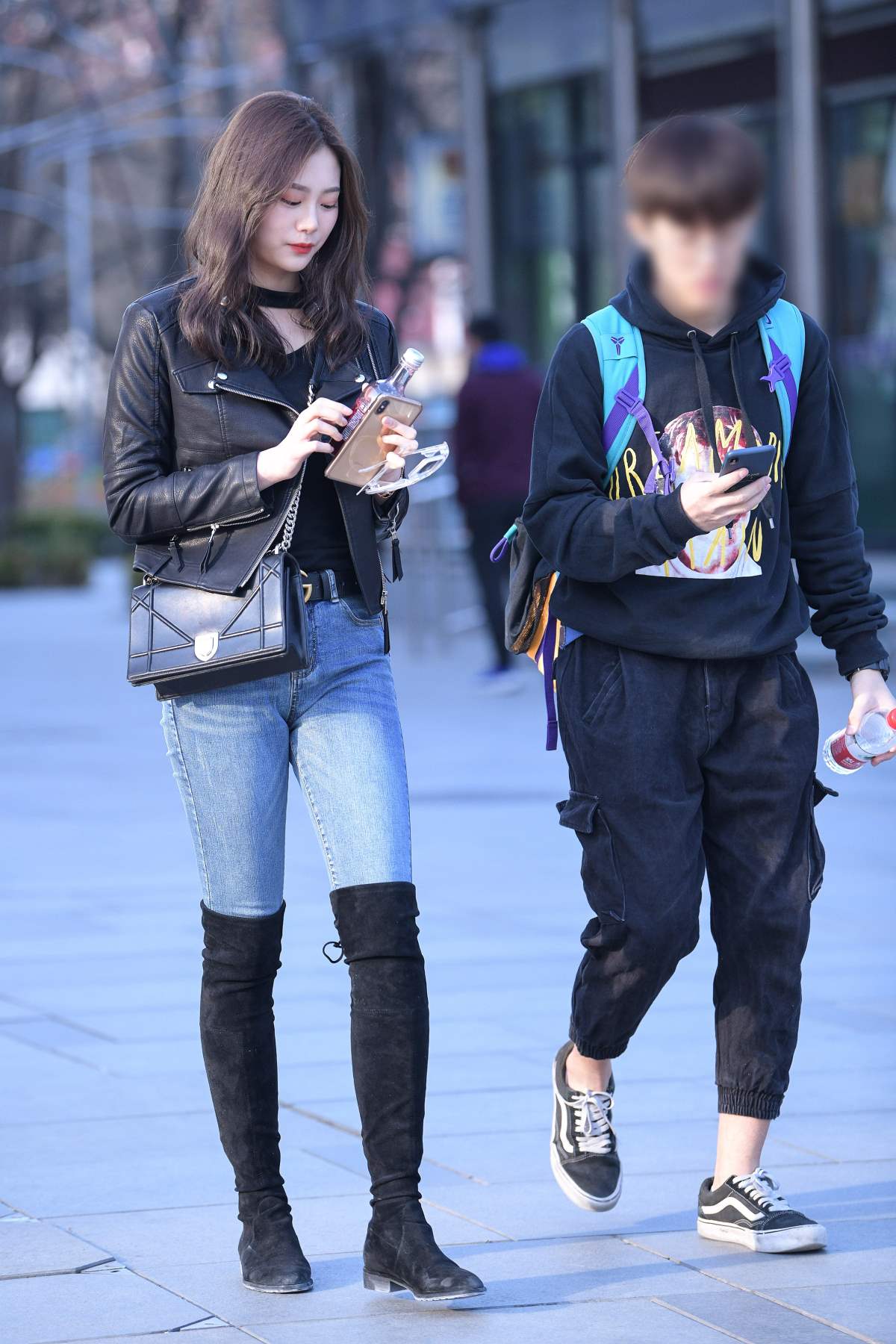 精选街拍作品 NO.5222 长靴牛仔好身材 街拍-第1张