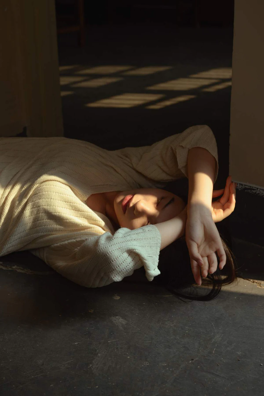 [YITUYU艺图语]2025.09.09 暗室的光 YITUYU艺图语-第1张