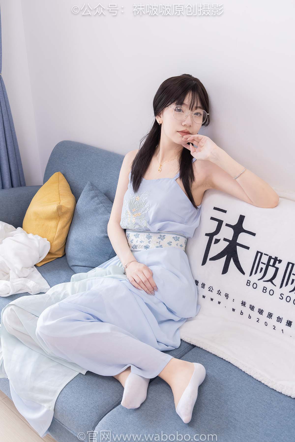 [BoBoSocks袜啵啵]NO.643 小甜豆-汉服、白船袜、薄肉丝、裸足 BoBoSocks袜啵啵-第1张