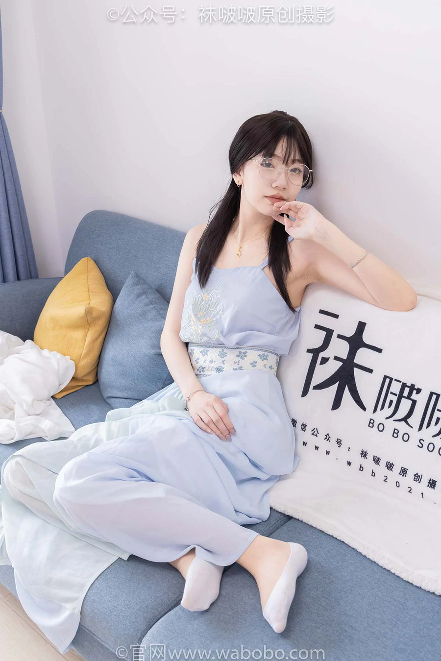 [BoBoSocks袜啵啵]NO.643 小甜豆-汉服、白船袜、薄肉丝、裸足 BoBoSocks袜啵啵-第1张