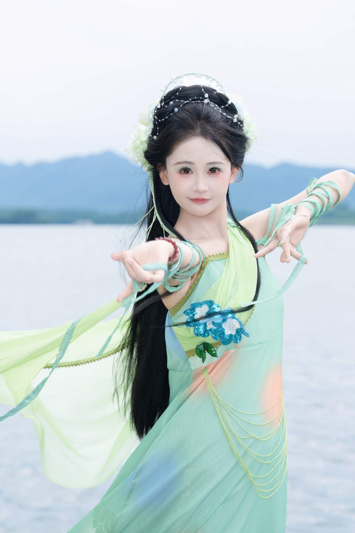 [YITUYU艺图语]2025.09.09 七仙女绿儿 湫一只岁岁 YITUYU艺图语-第1张