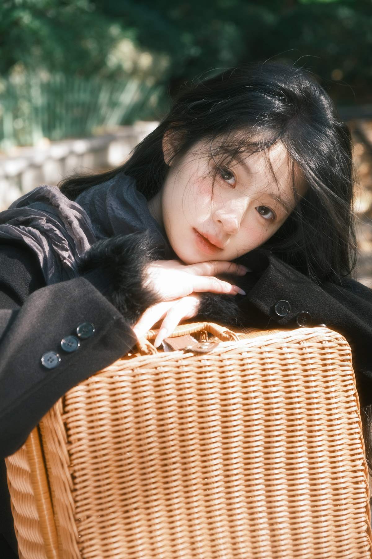 [YITUYU艺图语]2025.09.10 她有种近乎神性的美 藍见冬 YITUYU艺图语-第1张