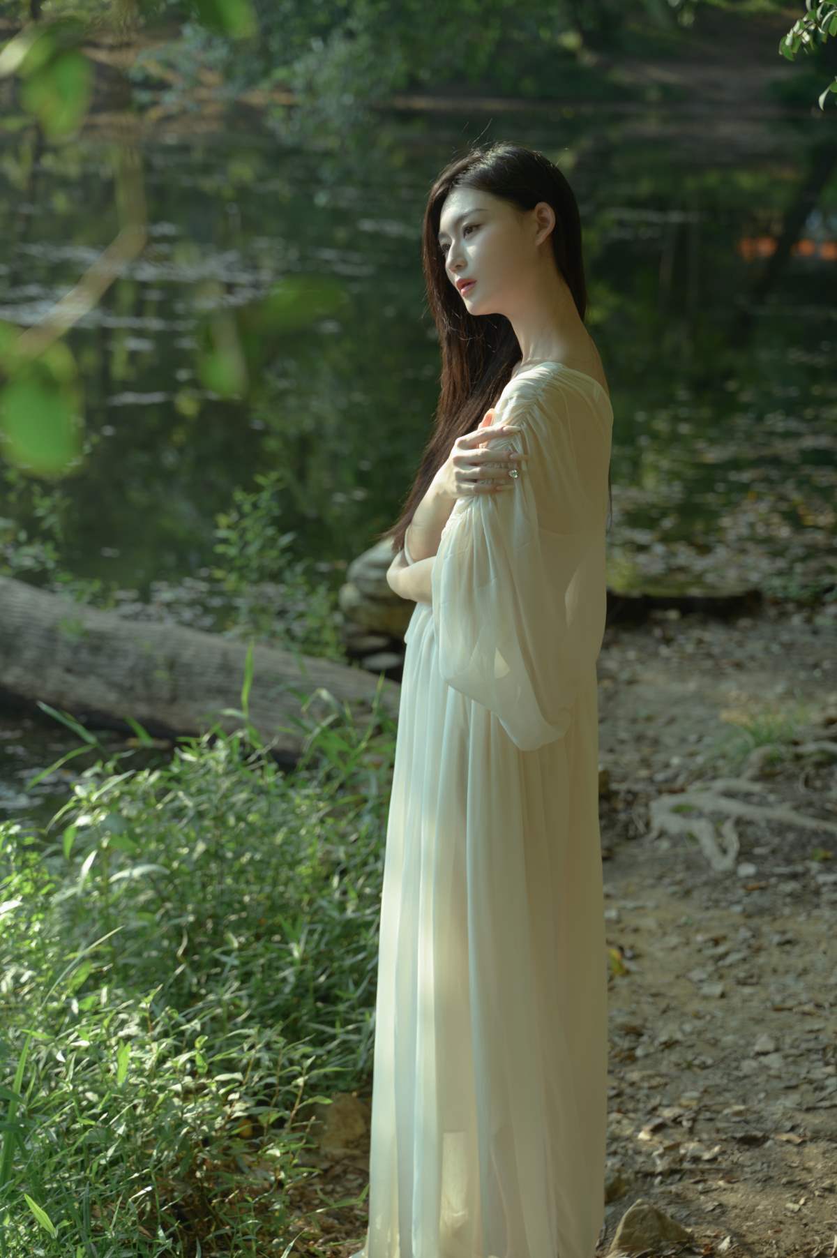 [YITUYU艺图语]2025.09.17 流光 祖祖 YITUYU艺图语-第1张