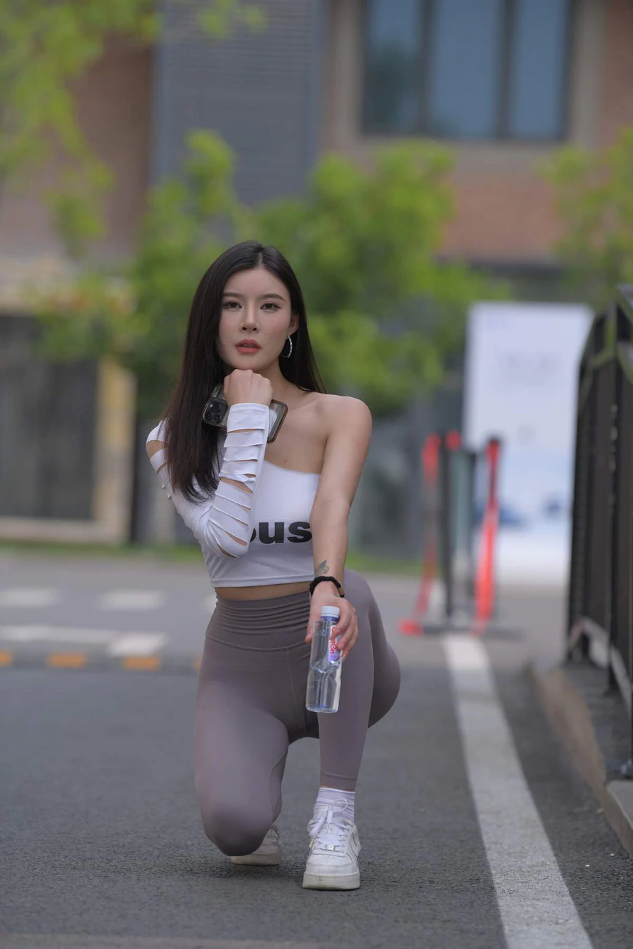 精选街拍作品 NO.5277 一始街拍作品 – 月岩 街拍-第1张