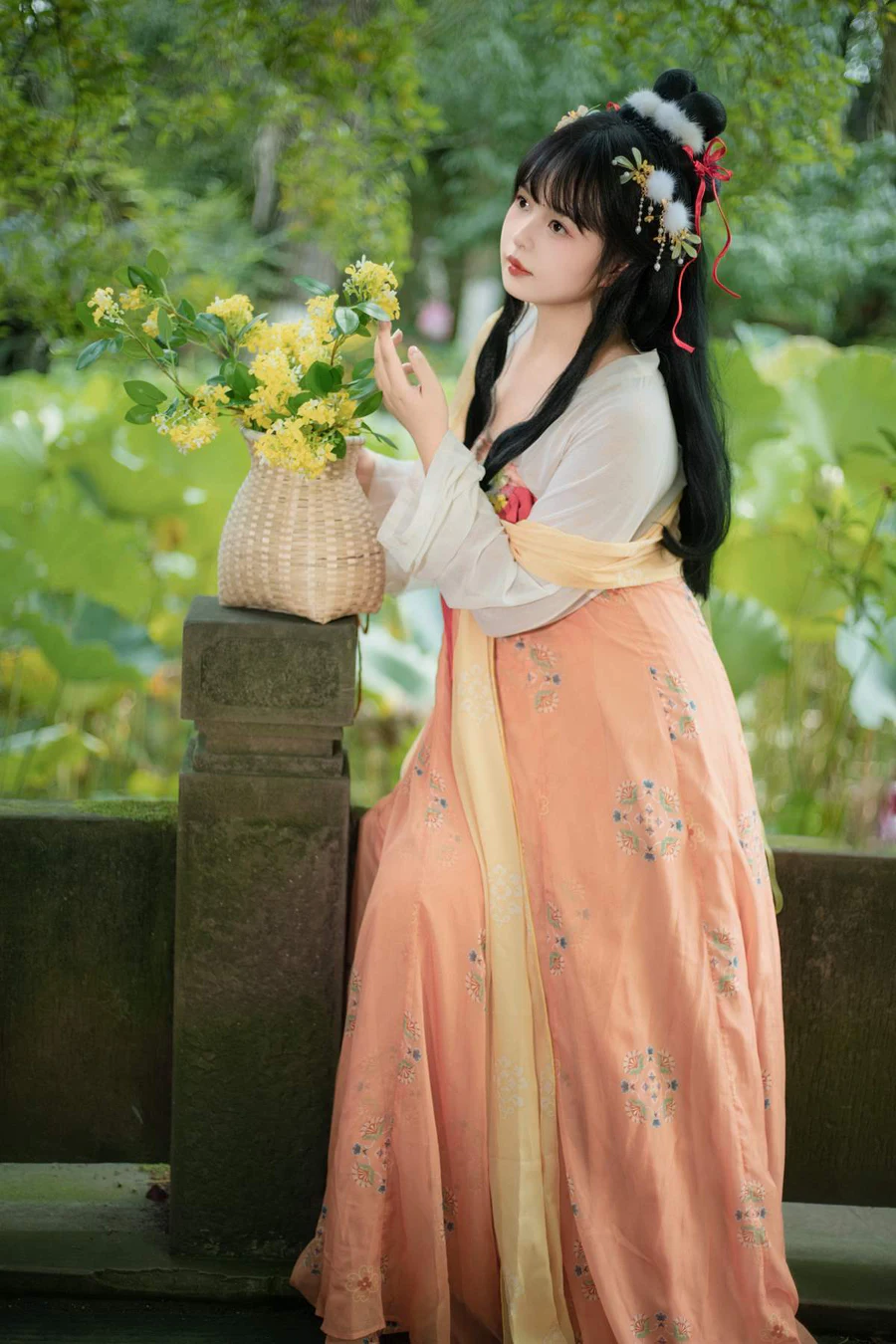 [YITUYU艺图语]2025.09.18 春日来信 之之 YITUYU艺图语-第1张