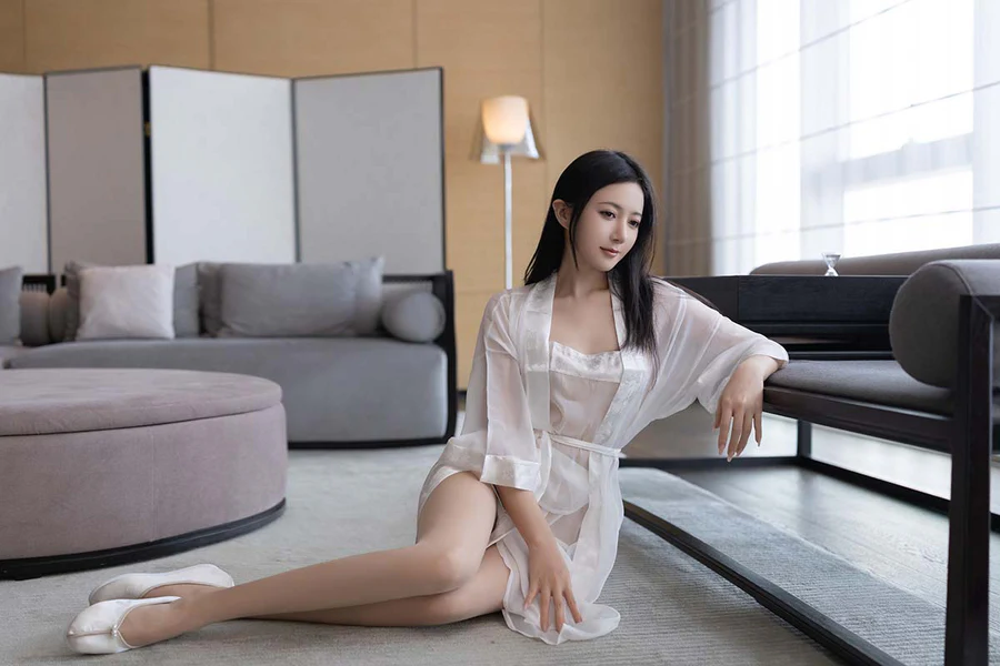 秀人名模鱼子酱Fish《奶浴》写真 JPJX极品精选-第1张