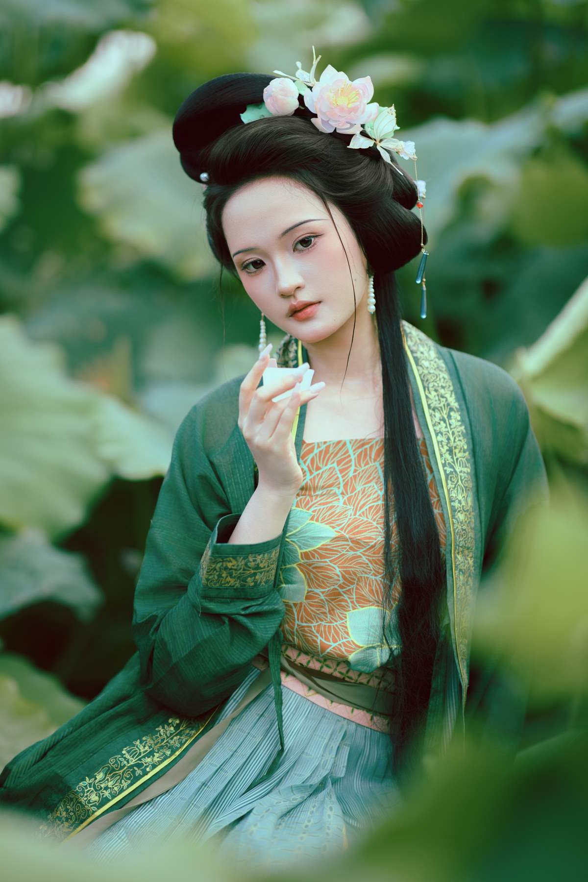 [YITUYU艺图语]2025.09.21 误入藕花 胡南南噢 YITUYU艺图语-第1张