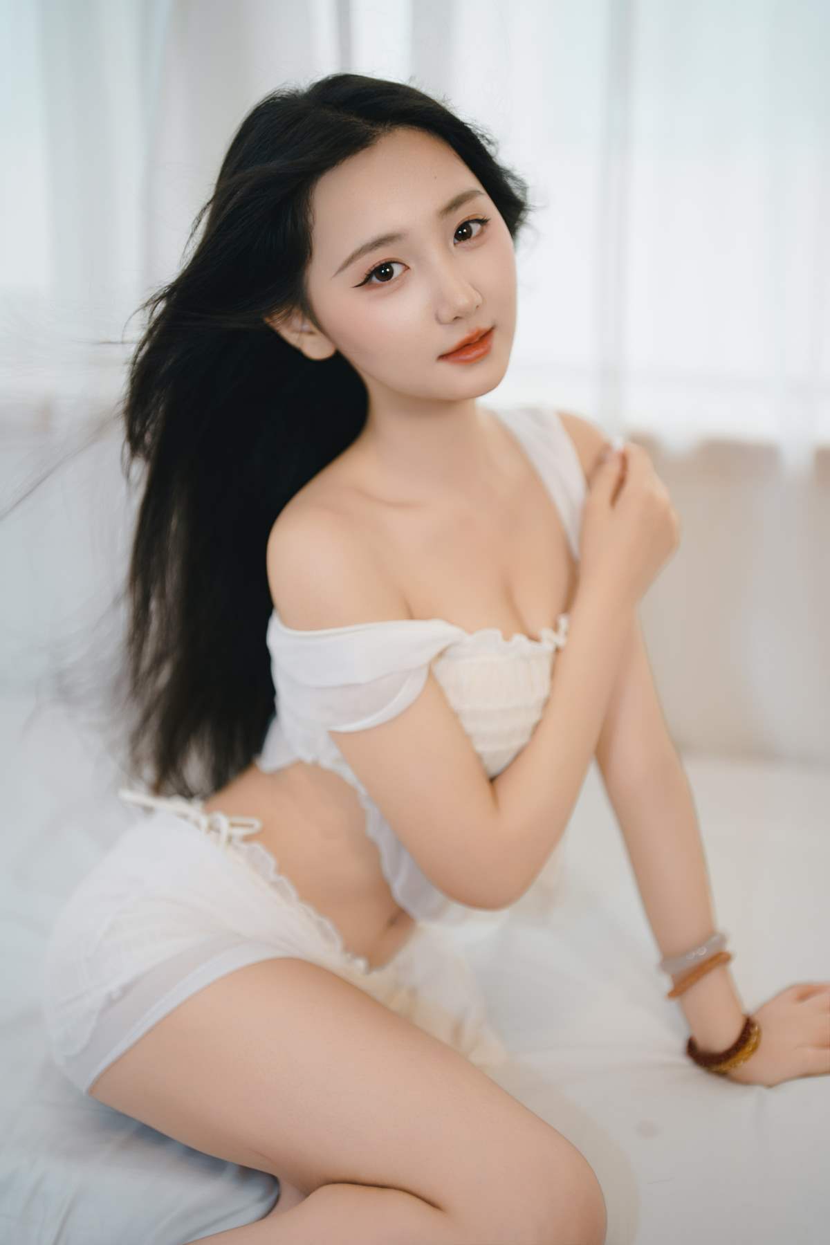 [YITUYU艺图语]2025.09.24 白桦 oyee YITUYU艺图语-第1张