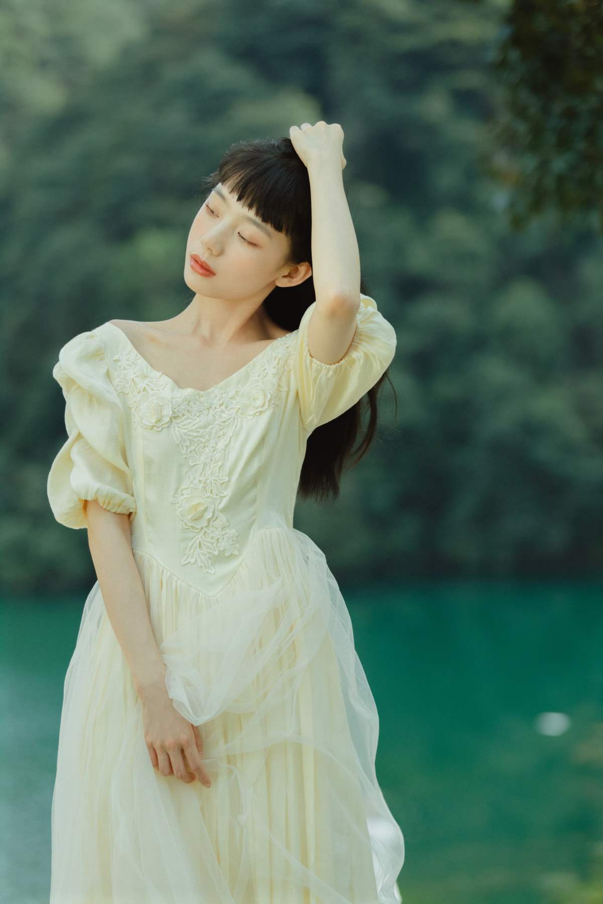 [YITUYU艺图语]2025.09.24 阳光与裙角 佳玥 YITUYU艺图语-第1张