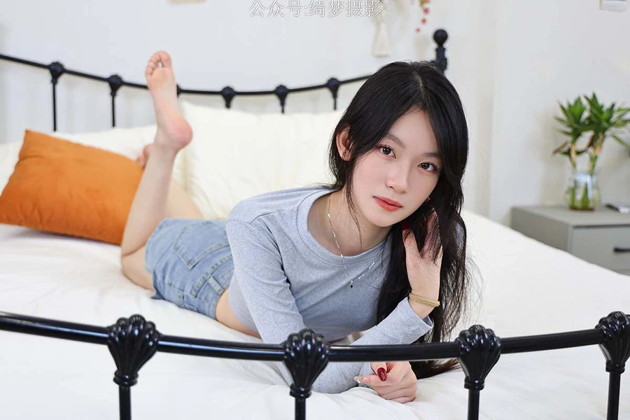 绮梦摄影 2025.08.13 NO.355 小艺 珍藏无修无水印版 QMSY绮梦摄影-第2张