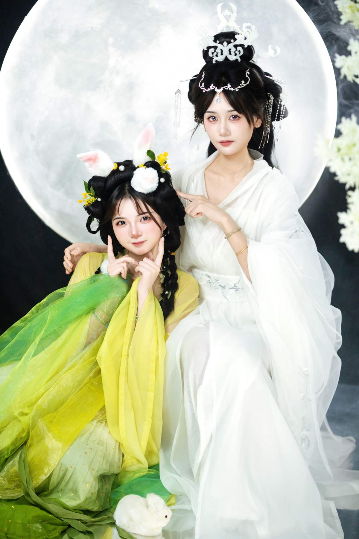 [YITUYU艺图语]2025.09.25 嫦娥和玉兔 叁垣 YITUYU艺图语-第1张