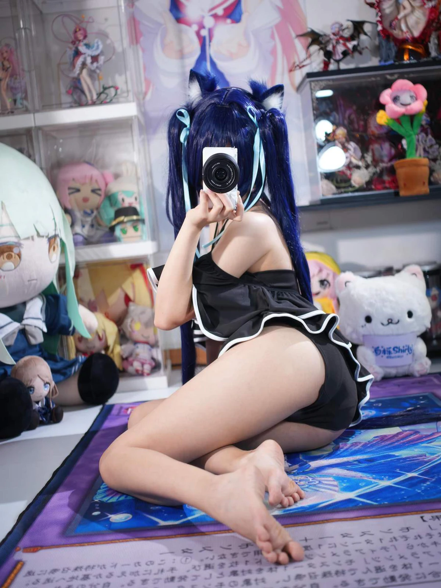 白栎Shirly – 黑见茜香 Cosplay-第1张