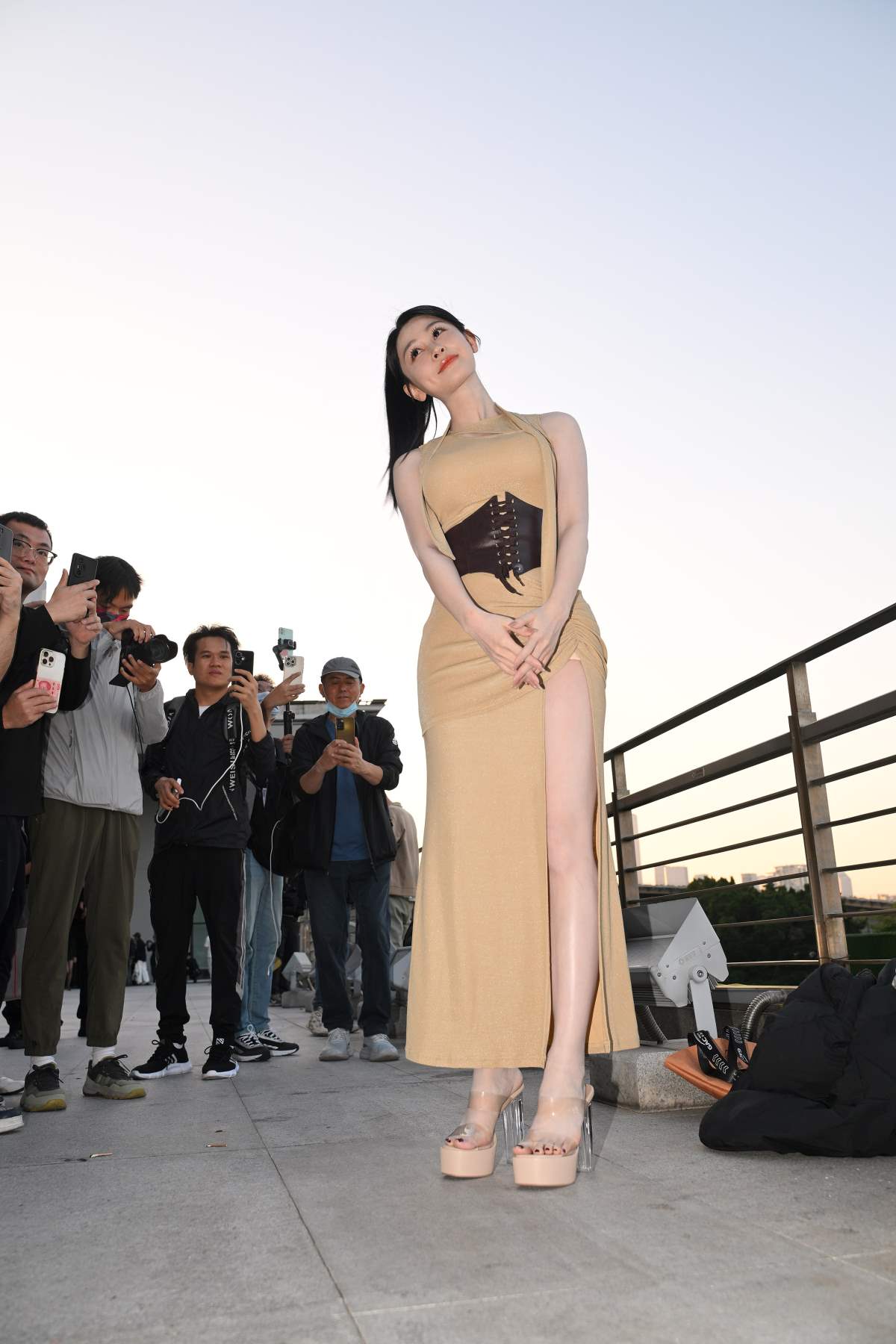 精选街拍作品 NO.5327 针织长裙周幼琳 街拍-第1张