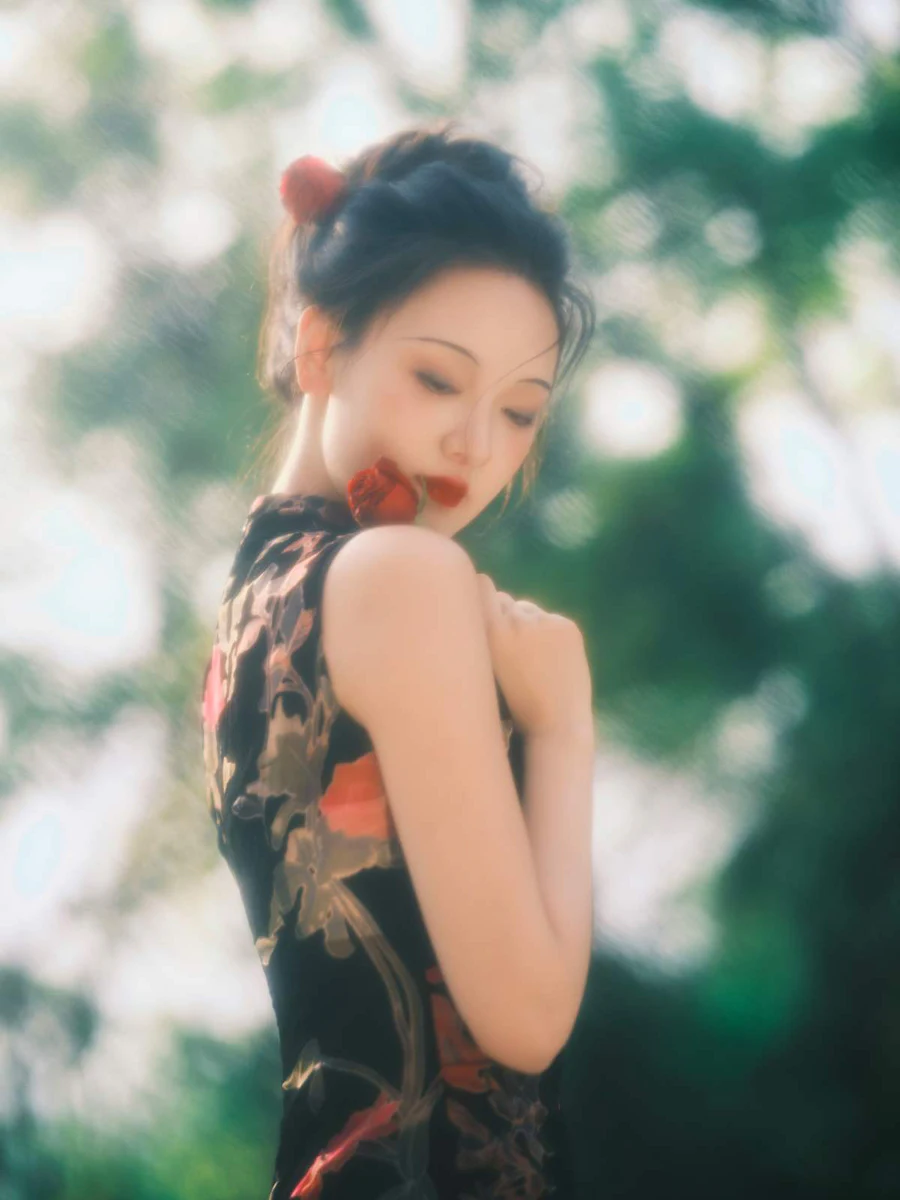 [YITUYU艺图语]2025.09.29 红玫瑰 妖怪哪里逃 YITUYU艺图语-第1张