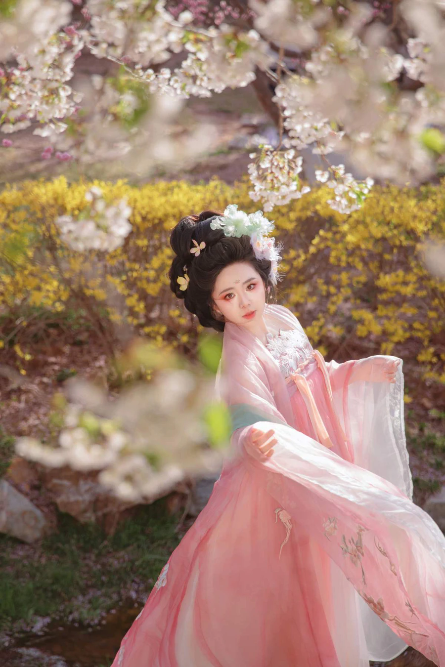 [YITUYU艺图语]2025.09.30 樱语汉服 六六 YITUYU艺图语-第1张