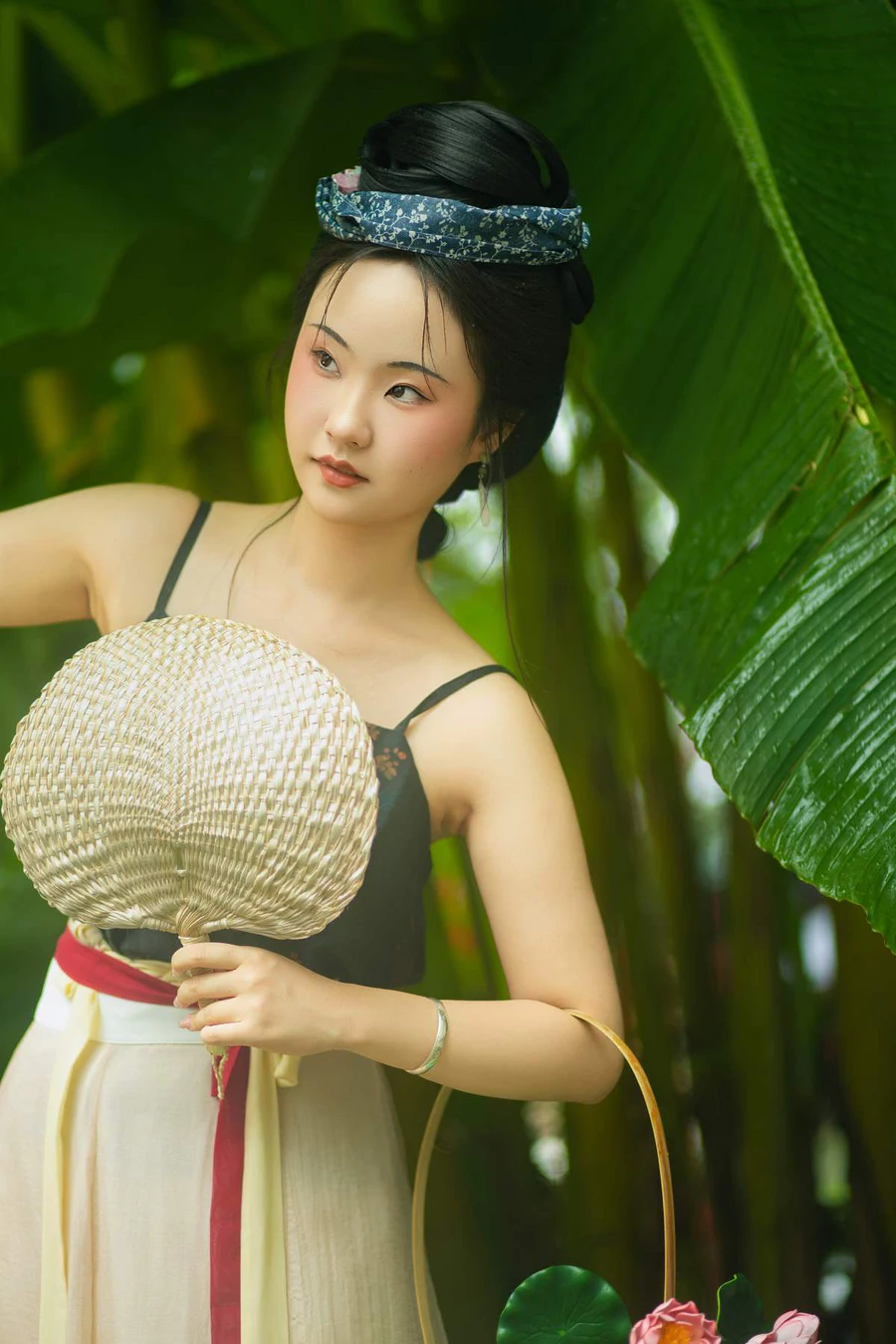 [YITUYU艺图语]2025.10.01 消夏图 刘七七 YITUYU艺图语-第1张