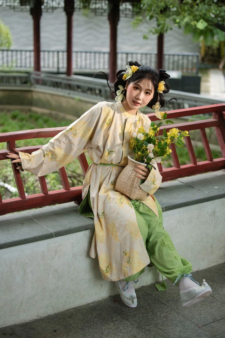 [YITUYU艺图语]2025.10.01 踏青去也～ 玉彤 YITUYU艺图语-第1张