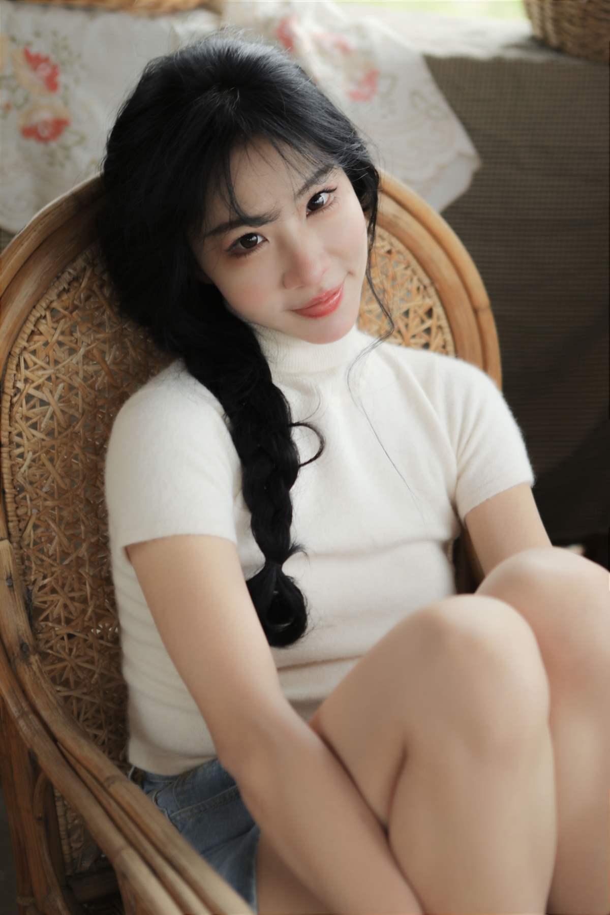 [YITUYU艺图语]2025.10.11 少女农场 野生模特园子 YITUYU艺图语-第1张