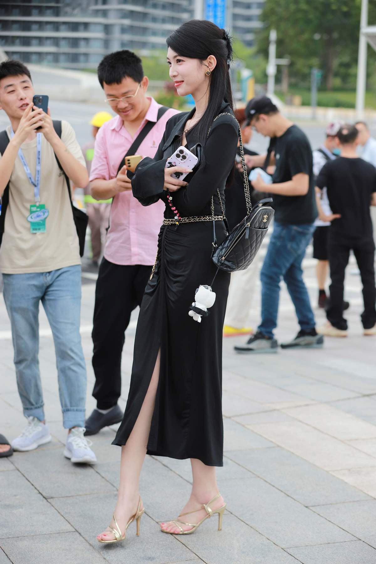 精选街拍作品 NO.5386 黑色长裙 街拍-第1张