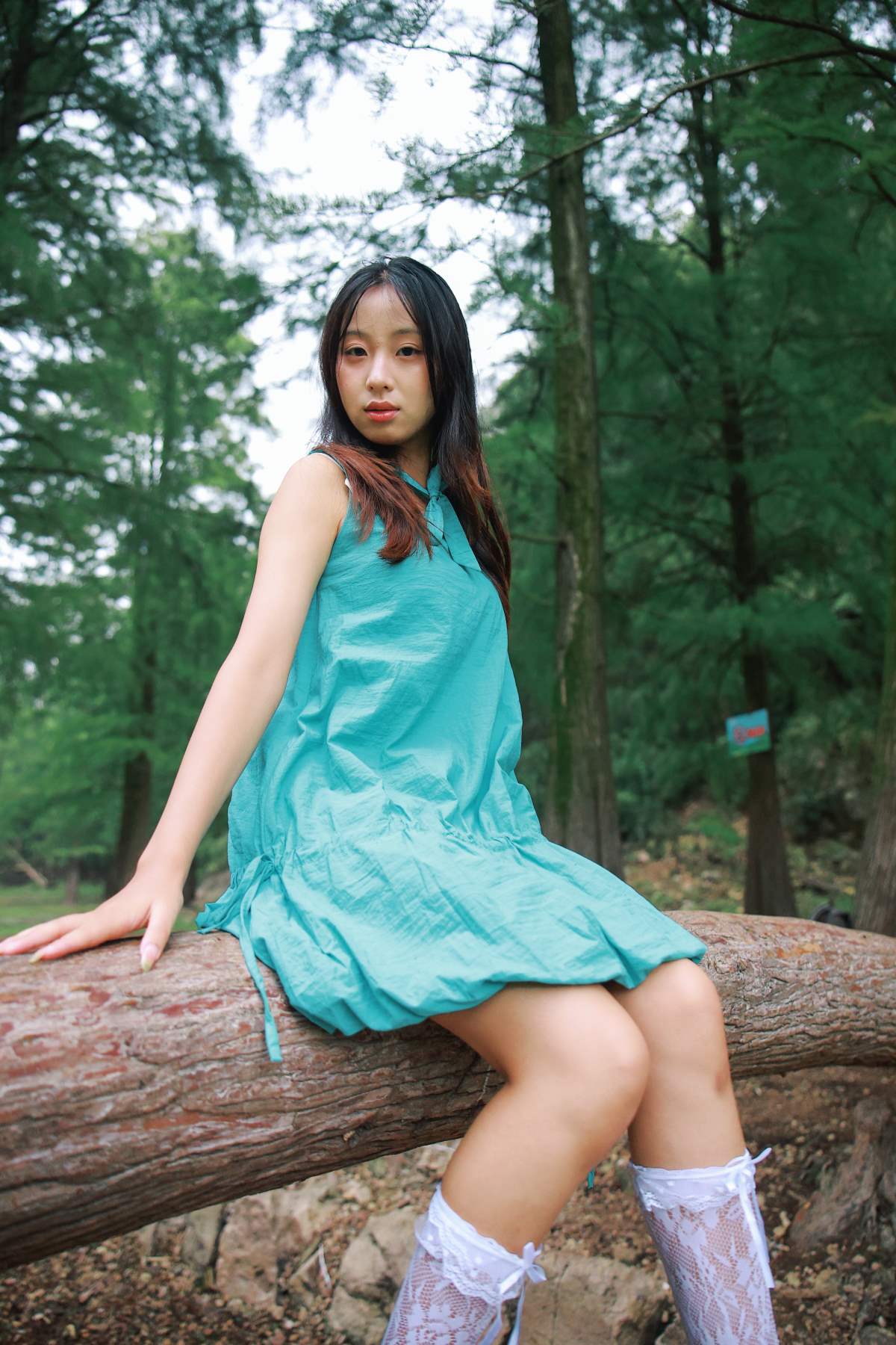 [YITUYU艺图语]2025.10.12 在潮湿的暴雨中 小u YITUYU艺图语-第1张