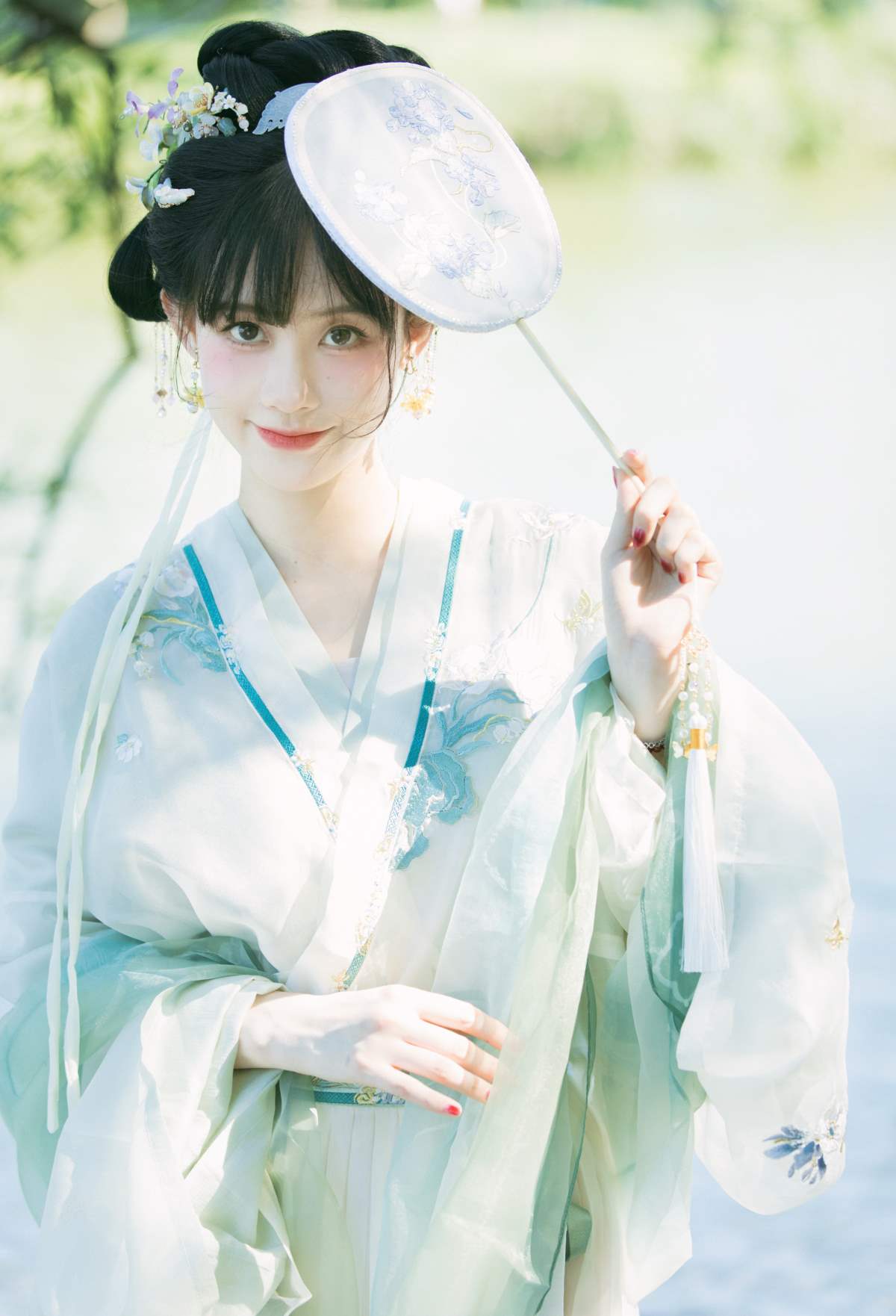 [YITUYU艺图语]2025.10.11 夏早日初长，南风草木香 康渝茜Niki YITUYU艺图语-第1张